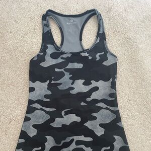 90 degree by reflex athletic tank